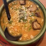 元祖にんにくらーめん笑楽 - 