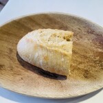 ビストロ ル ブルジョン - パン