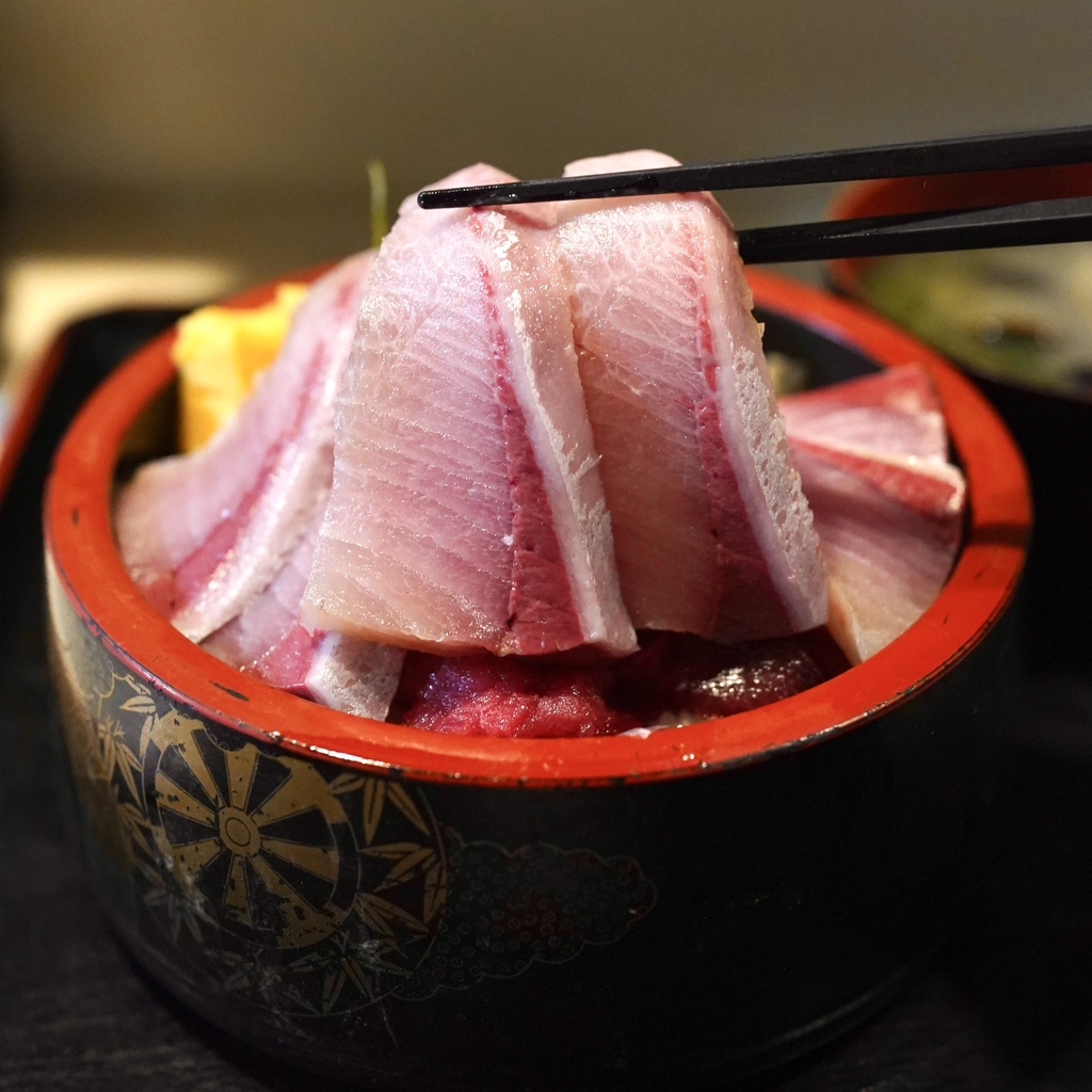 海 の 幸 翔