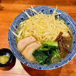 支那そば とも - 