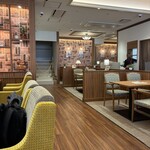 CAFE ECLA - 広々店内