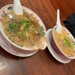 ラーメン 魁力屋 - 料理写真: