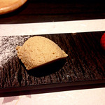 神戸牛炉窯焼ステーキ 雪月風花 北野坂 - 【デザート】デザート盛合せから、栗のムース。私、栗はあまり得意ではないのですが、これはくどくなくて品のいい甘み。◎。