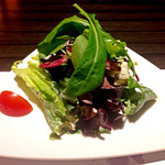神戸牛炉窯焼ステーキ 雪月風花 北野坂 - 【サラダ】10種類以上の野菜を使ったオリジナルクリーミードレッシングのサラダ