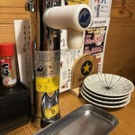 卓上レモンサワー＆ハイボール 焼鳥食べ放題 乾杯500酒場 新橋店 - 