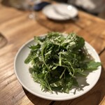 フラット - 苦み菜サラダ