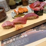 廻転とやま鮨 銀座 - 