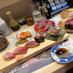 廻転とやま鮨 - 