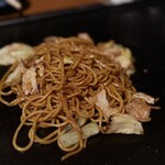 もんじゃ鉄板焼き ミル マルヤマ - 豚焼きそば