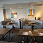 スケープス ザ スィート - どの席からも海が眺めることができて、素敵な空間です