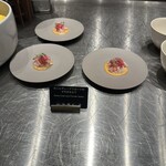 Crossroads Kitchen - 