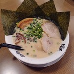 東京とんこつ とんとら 上尾店 - 