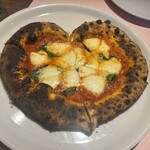 オステリア　デル　タンブーロ - こだわりのマルゲリータ