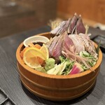 藁焼き鰹と旬のおでん 藁しべ - 