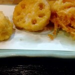 天ぷら 佐和屋 - 鳥天、蓮根、エノキ