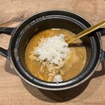 麺や高倉二条 - 〆ライスを熱々で
