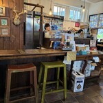 Pioneer Saloon - 