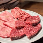 深夜焼肉 じる - 
