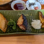 菜々家 - 三種の焼き魚を食べれる店は他にない