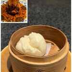 イチリン ハナレ - 紹興酒黒米酒（ヘイミー）を使った牛テールの煮込みは、蒸しパンと一緒に♪