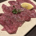 焼肉 泰 - タンサキ