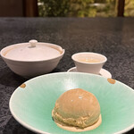 イチリン ハナレ - 追加：即墨老酒（ジーモー）アイス
      ジャスミン茶