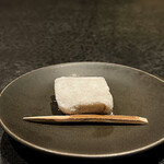 イチリン ハナレ - ココナッツ餅