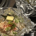 焼肉 泰 - 牡蠣バターホイル焼き