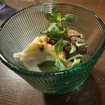 地球の幸せを夢みるバク - 