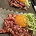 焼肉 泰 - 炙りユッケ