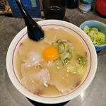 らーめん げんこつ - 特製らーめん＋ネギトッピング