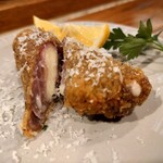 スタンドひがし - 生ハムカツレツ