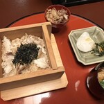 東京 芝 とうふ屋うかい - 鯛ご飯。しっかりお味がついてました