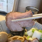 長男、もんたいちお - もも？肩ロース？チャーシュー