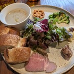 フレンチ大衆食堂 ボッチ - 前菜