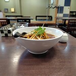 SOBA 随神 - かしまし豚ときのこの具だくさんそば ほんのりカレー風味 1,400円 ♪