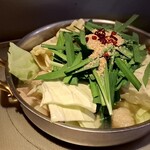 博多名物 もつ鍋 笑楽 - 