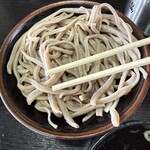 伊勢そば - 割り箸より太麺で結構なボリューム