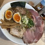 とんぼ庵 - 【チャーシューめん＝３種チャーシュー×味玉】