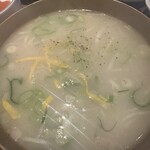 シンチョン ソルロンタン - 