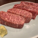 炭火焼肉ホルモン うらら - 