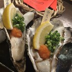 牡蠣と燻屋かつを - 生牡蠣