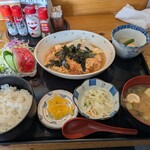 くつろぎ亭ひこべえ  - 日替わり定食　990円