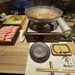 黃金出汁涮涮鍋與江戶前壽司 肉之Asatsu 梅田御初天神店 - 