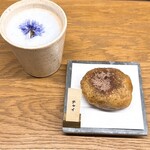 Spicier スパイスチャイとインドカレーパン - 