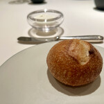 レストラン オオツ - ﻿◆自家製パン（フォカッチャを含む）と小美玉ヨーグルトの乳精（ホエー）サワークリーム