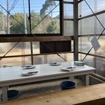 浜英水産 - 店内