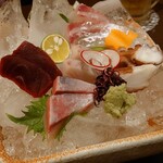 魚菜酒蔵 だいがく - 造り盛り合わせ(2人前)