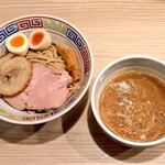 オリオン食堂 - 料理写真:看板メニューの「特製濃魚つけ麺醤油」。