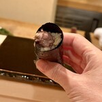 登喜和鮨 - 中トロと蕨の塩漬け